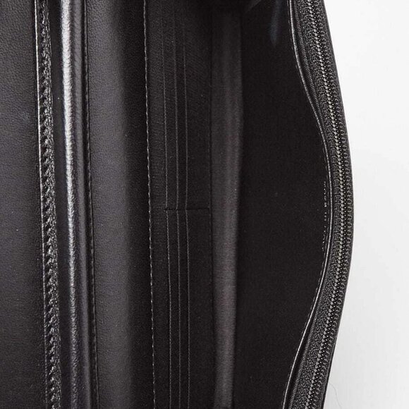 Chanel Black Velvet and Mirror Sequin CC WOC Clutch Bag - Picture 7 of 13